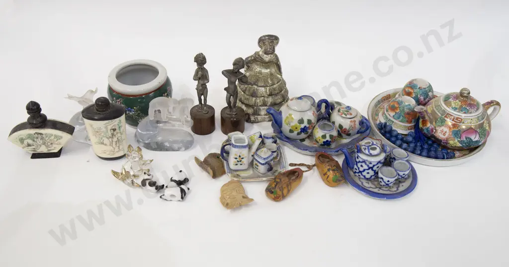 Assorted Asian Miniature Items Image 1++