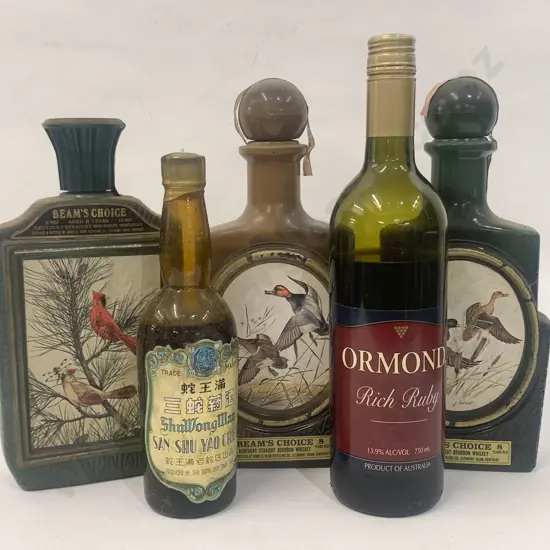 Qty of Assorted Vintage Alcohol