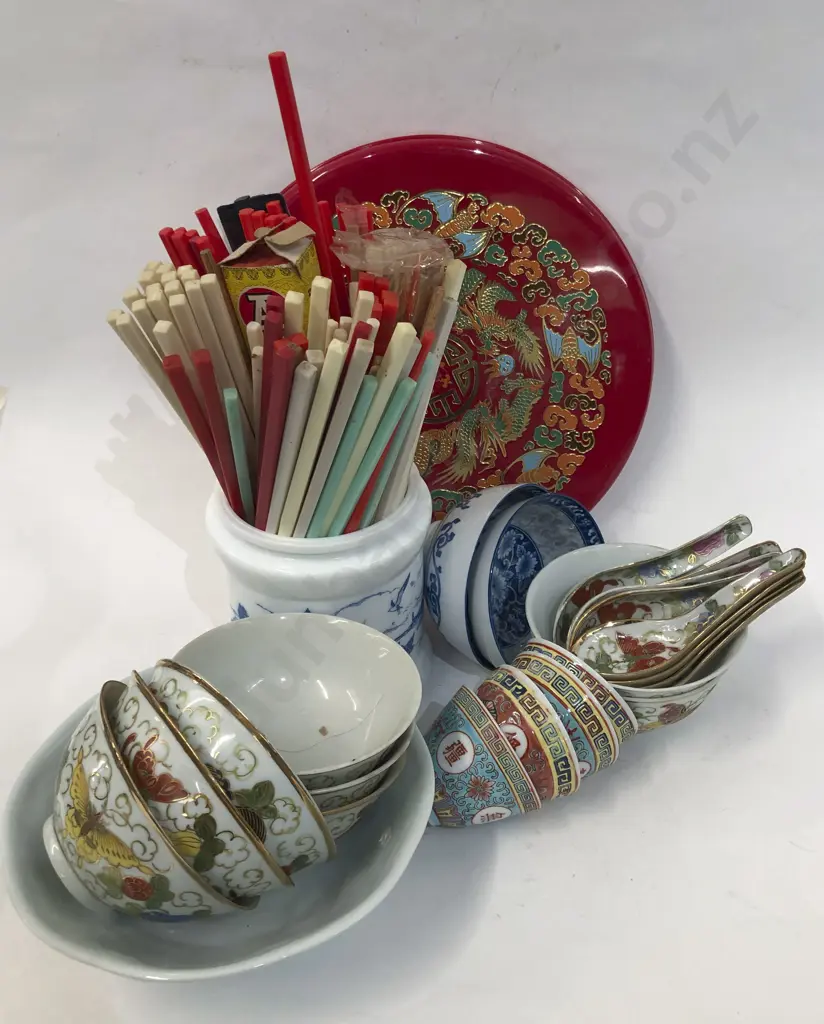 Qty of Chinese Ceramics and Assorted Image 1++