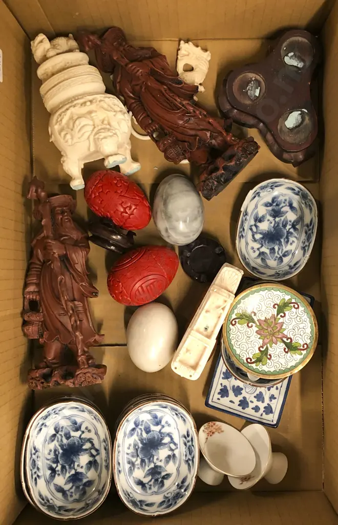 Lot of Assorted Decorative Asian Items Image 1++