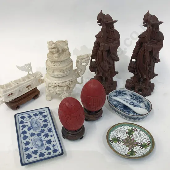 Lot of Assorted Decorative Asian Items