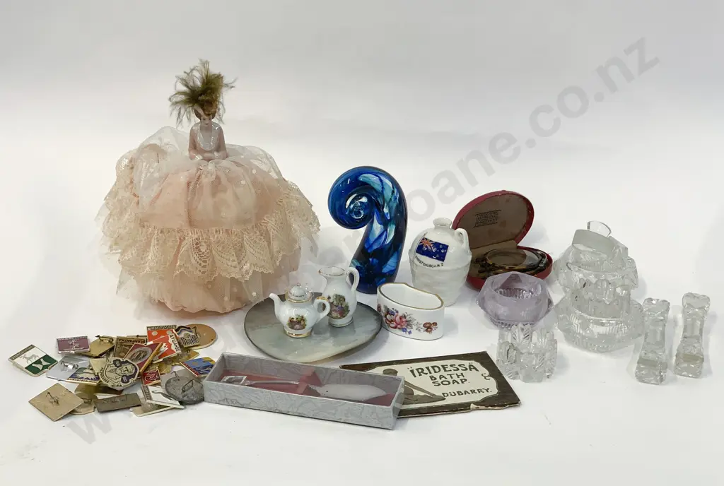 Small Qty of Assorted Including Glassware and China Etc Image 1++