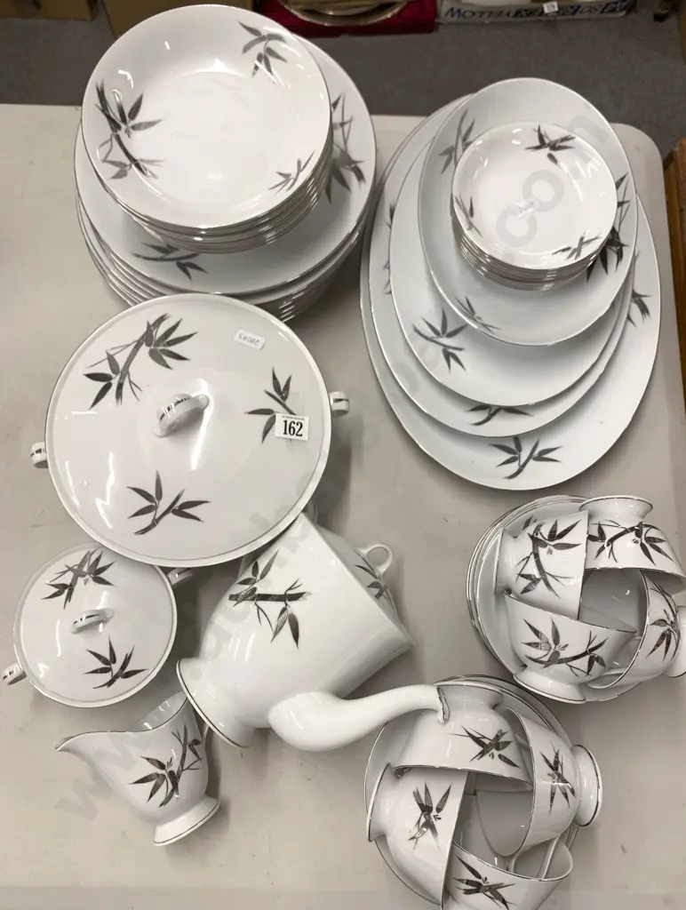 1960s Japanese Dinner Set Image 1++