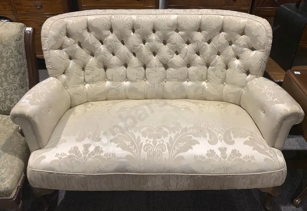 Queen Anne Style Button Back Settee Image 1++