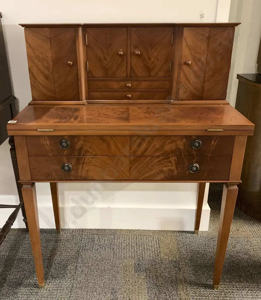 Reproduction Secretaire Image 1++