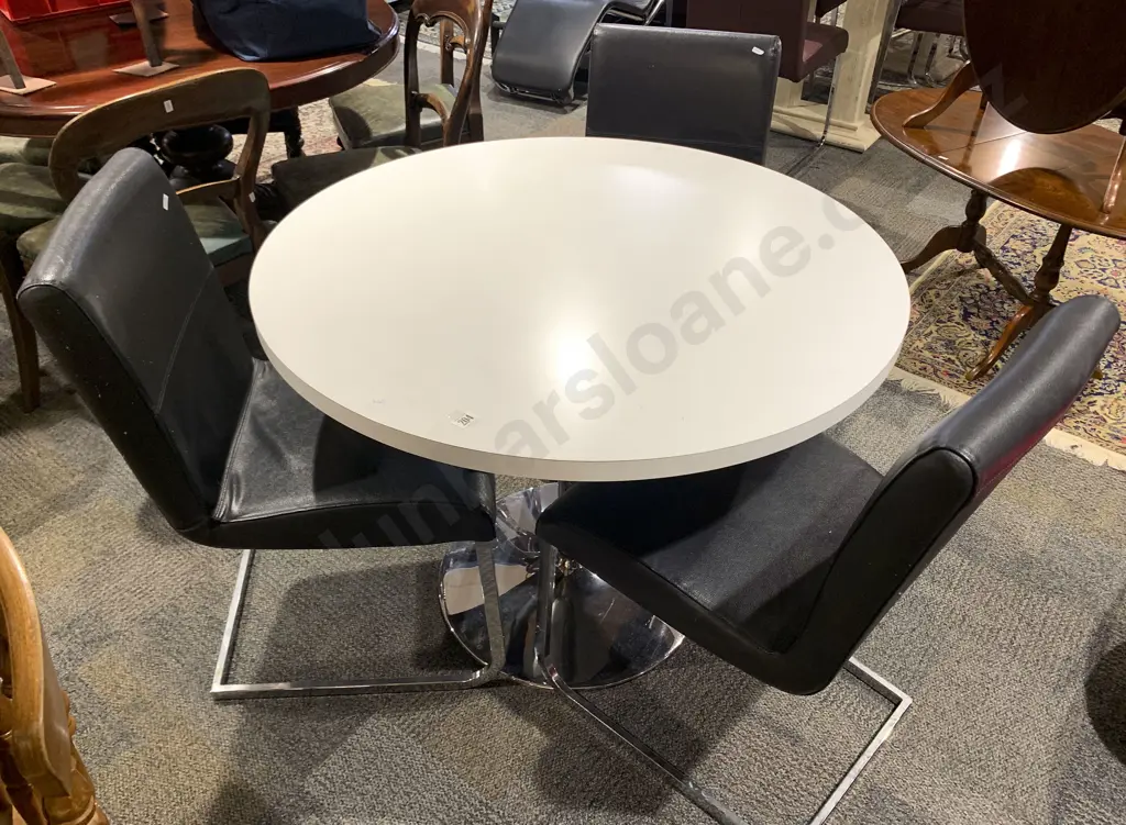 Modern Circular Breakfast Table With Three Vinyl Chairs Image 1++