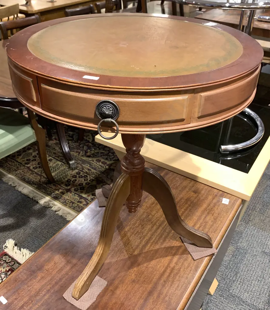 Drum Top Side Table Image 1++