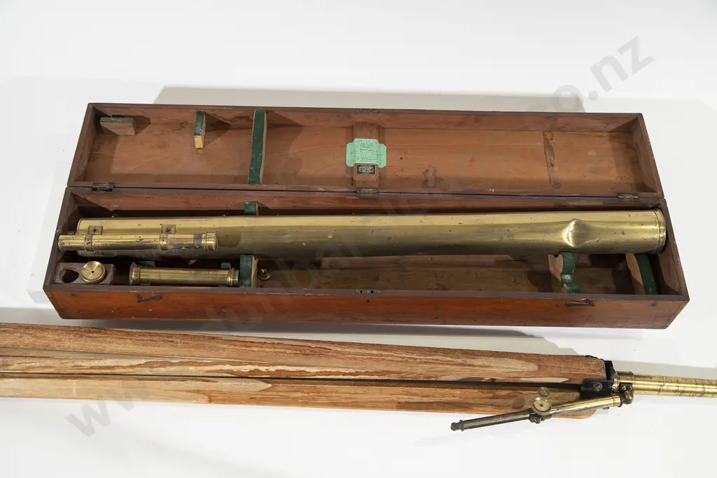 Large Vintage Brass Telescope By Broadhurst Clarkson & Co London Image 1++