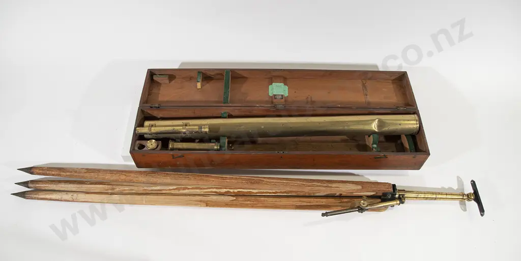 Large Vintage Brass Telescope By Broadhurst Clarkson & Co London Image 1++