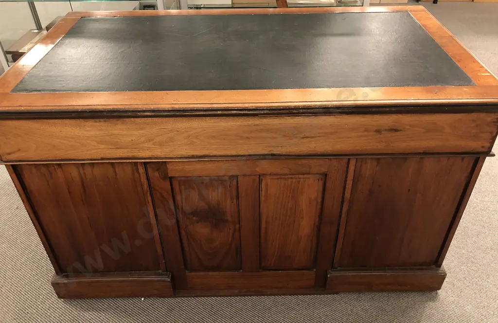 Victorian Walnut Kneehole Pedestal Desk Image 1++