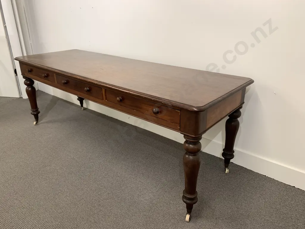 Large Rectangular Vict Mahogany Writing Table Image 1++