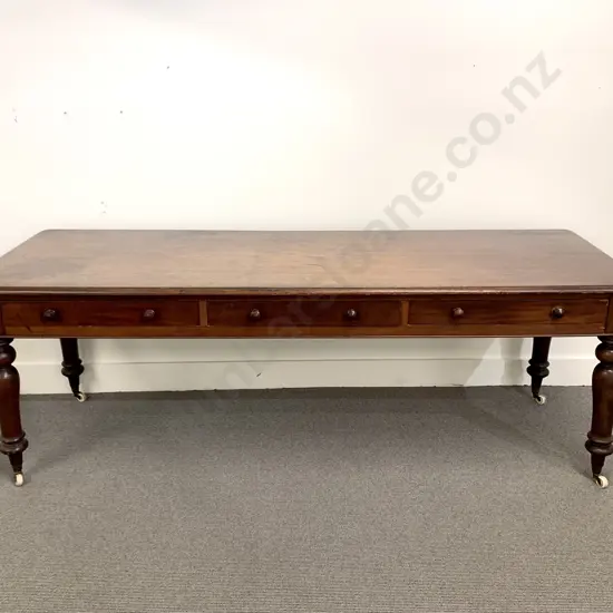 Large Rectangular Vict Mahogany Writing Table