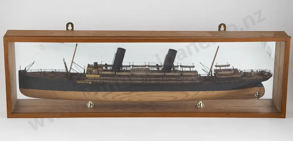 Ship Model of The Two Funnel Steamship Ophir Image 1++