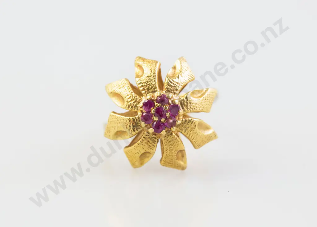 18ct Seven Stone Ruby Modern Design Floret Cluster Dress Ring Image 1++