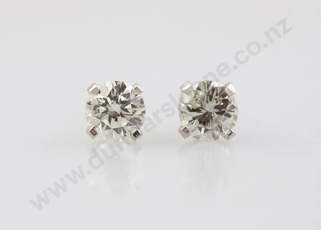 Pair 14ct White Gold Solitaire Diamond Stud Earrings Image 1++
