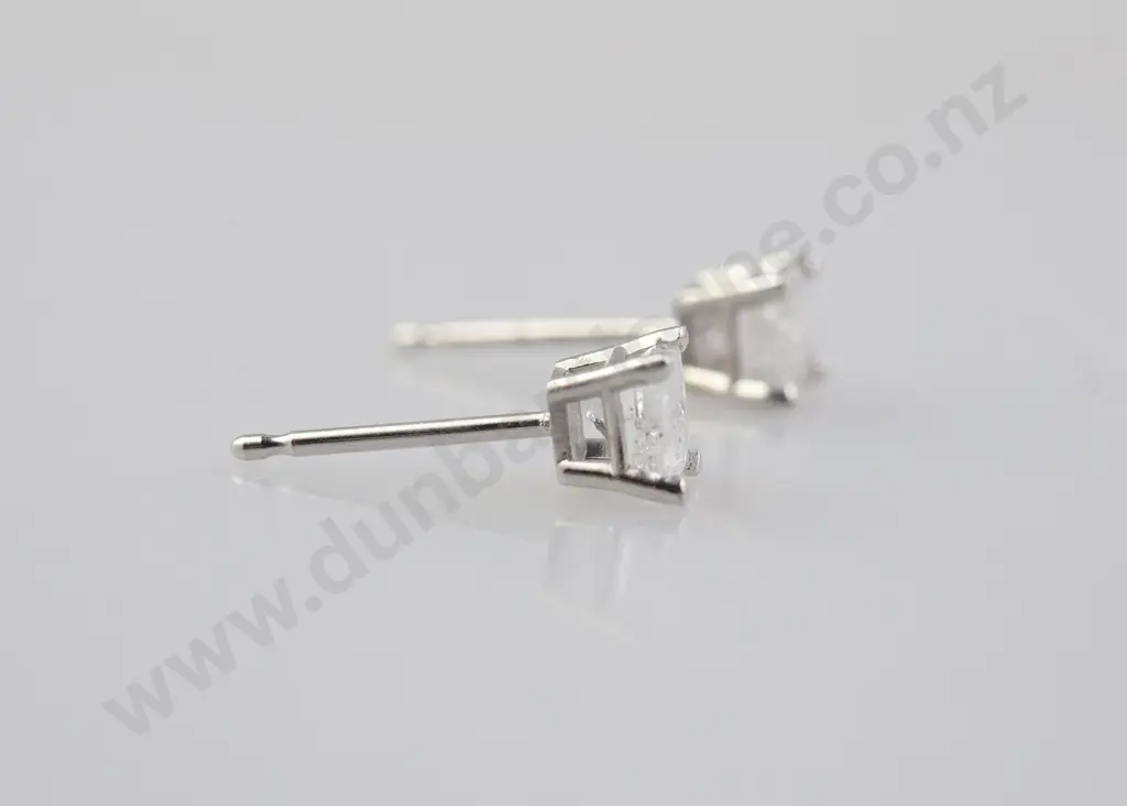 Pair 14ct White Gold Solitaire Diamond Stud Earrings Image 1++