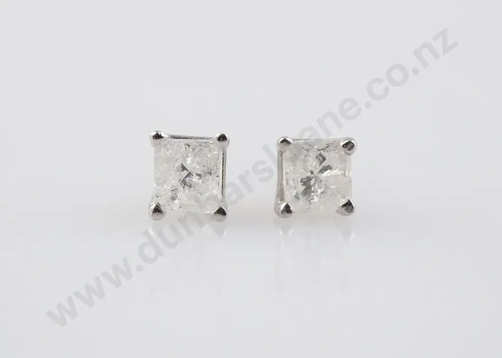 Pair 14ct White Gold Solitaire Diamond Stud Earrings Image 1++