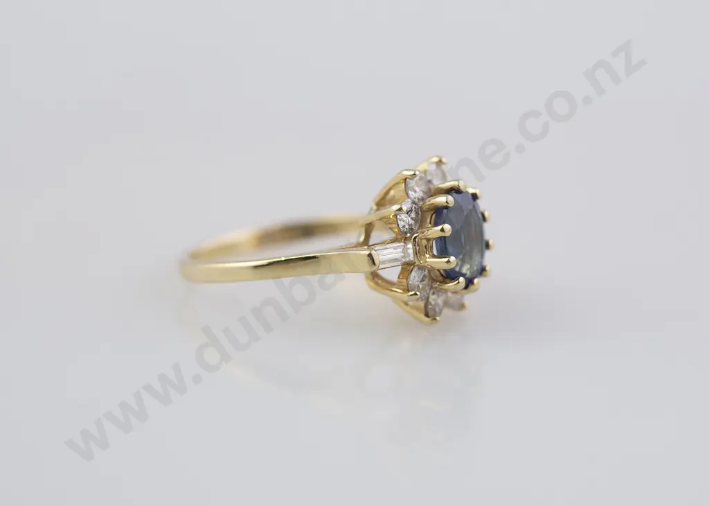 14ct Eleven Stone Sapphire and Diamond Cluster Ring Image 1++