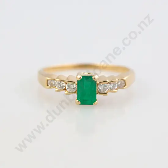 14ct Seven Stone Emerald and Diamond Ring