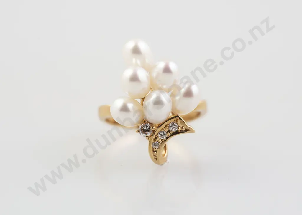 18ct Ten Stone Pearl and Diamond Spray Ring Image 1++