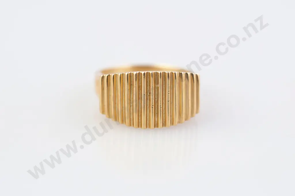 14ct Fancy Ribbed Modern Design Ring Image 1++
