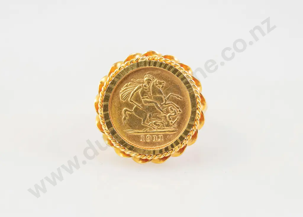 9ct Mounted 1911 Half Sovereign Dress Ring Image 1++