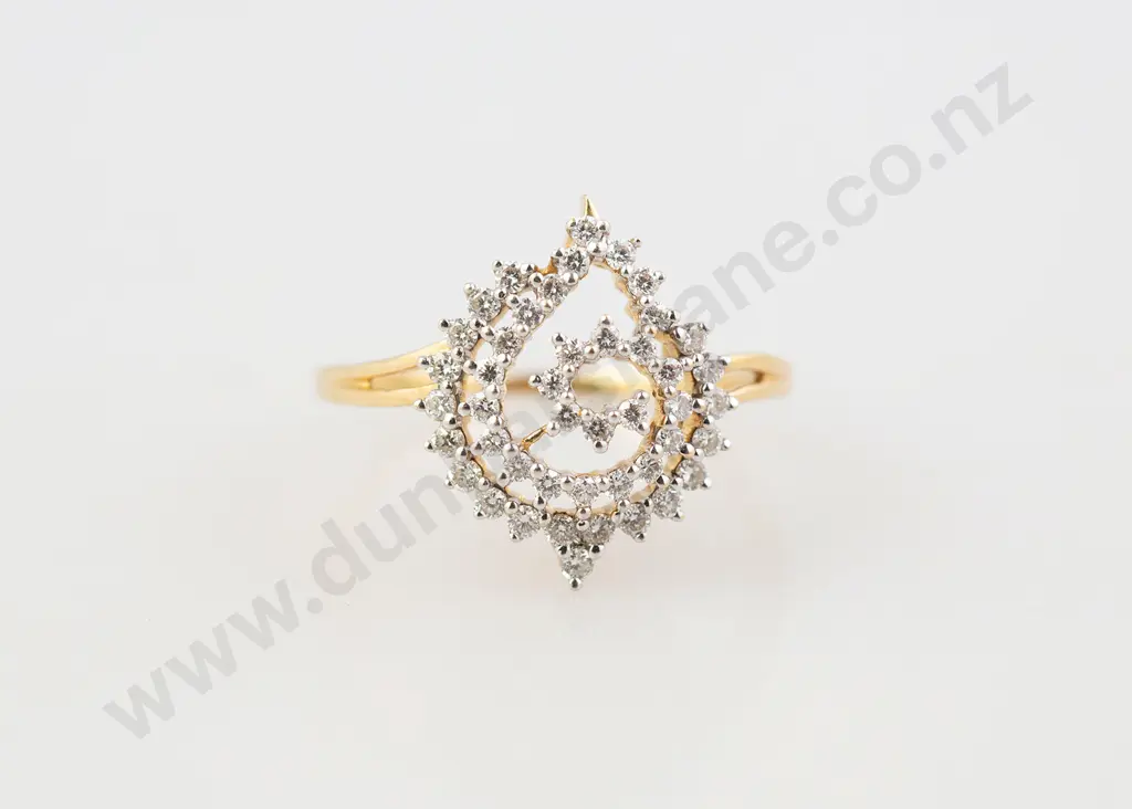 18ct 43stone Diamond Cluster Ring Image 1++