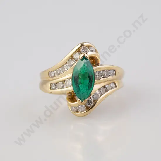 10ct 21stone Green Chalcedony and Diamond Cluster Ring