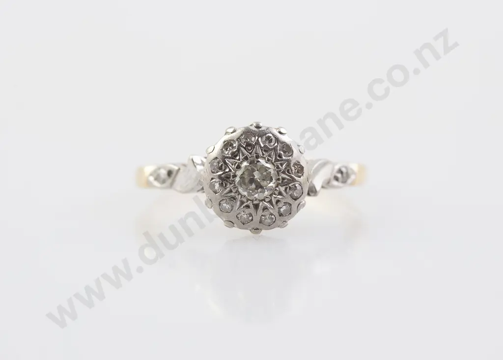 18ct 15stone Diamond Cluster Ring Image 1++