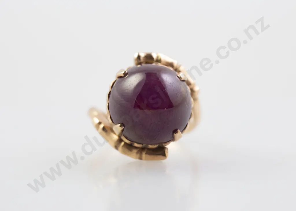 14ct Single Stone Star Ruby Ring Image 1++