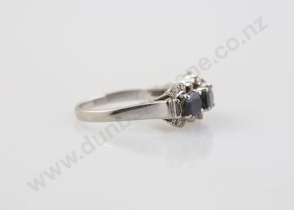 14ct White Gold 17stone Sapphire & Diamond Cluster Ring Image 1++