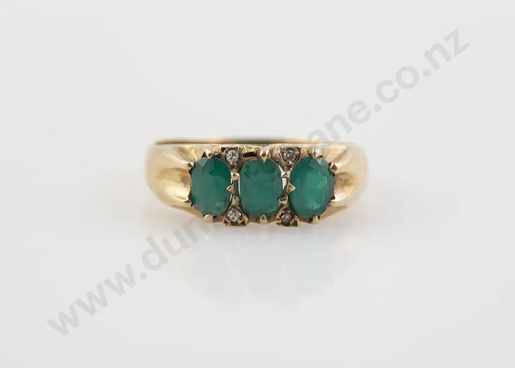 9ct Three Stone Emerald Bridge Ring Image 1++