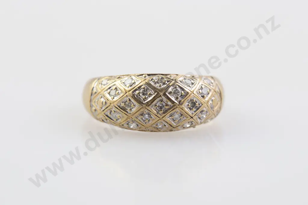 9ct 21stone Diamond Dome Band Ring Image 1++