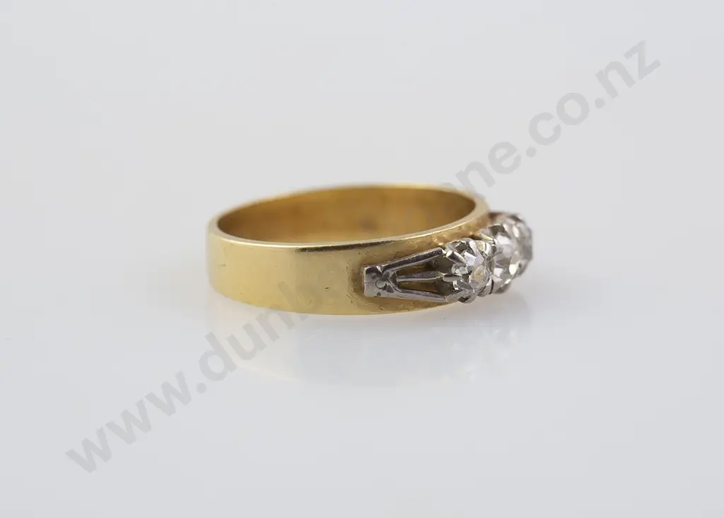 14ct Three Stone Diamond Bridge Ring Image 1++