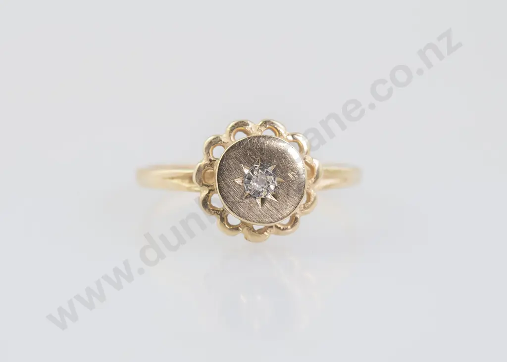 9ct Single Diamond Fancy Signet Ring Image 1++