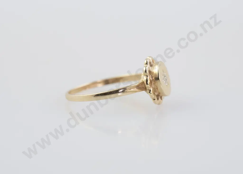 9ct Single Diamond Fancy Signet Ring Image 1++