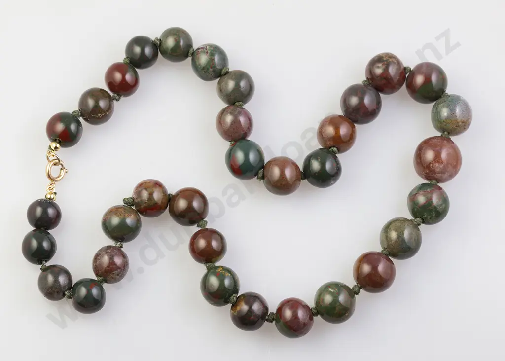 Single Strand Slightly Graduated Scottish Agate Bead Necklace Image 1++