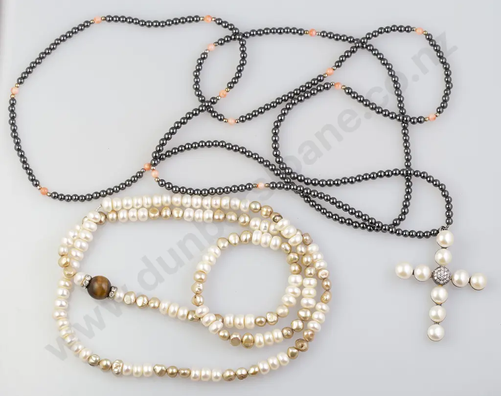 Single Strand Fresh Water Pearl Necklace Image 1++