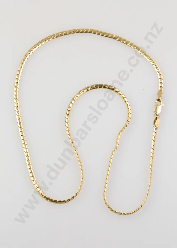 9ct Flat Curb Link Neck Chain Image 1++