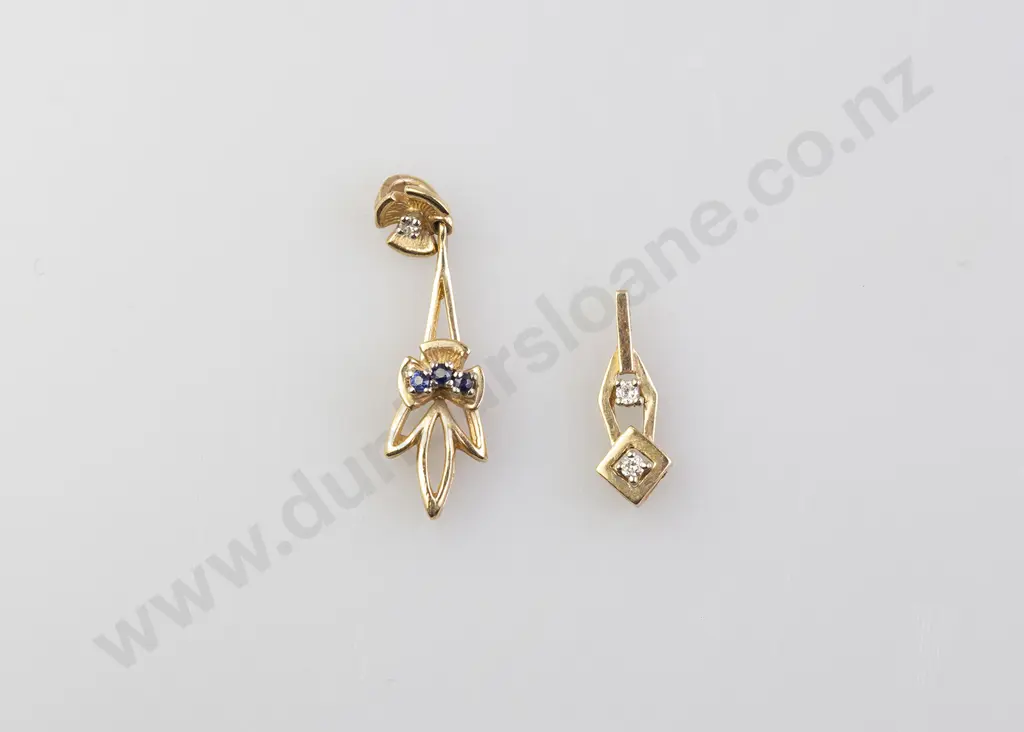 Two 9ct Pendants Image 1++