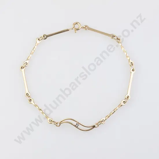 9ct Single Diamond Rail Link Bracelet