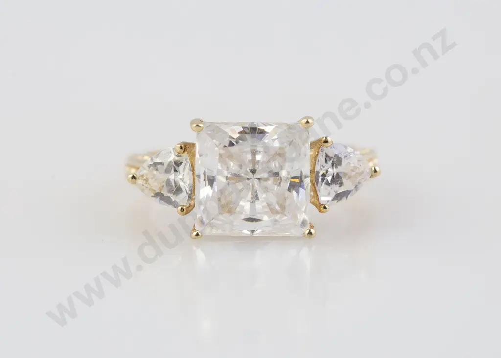 14ct Three Stone Cubic Zirconia Ring Image 1++