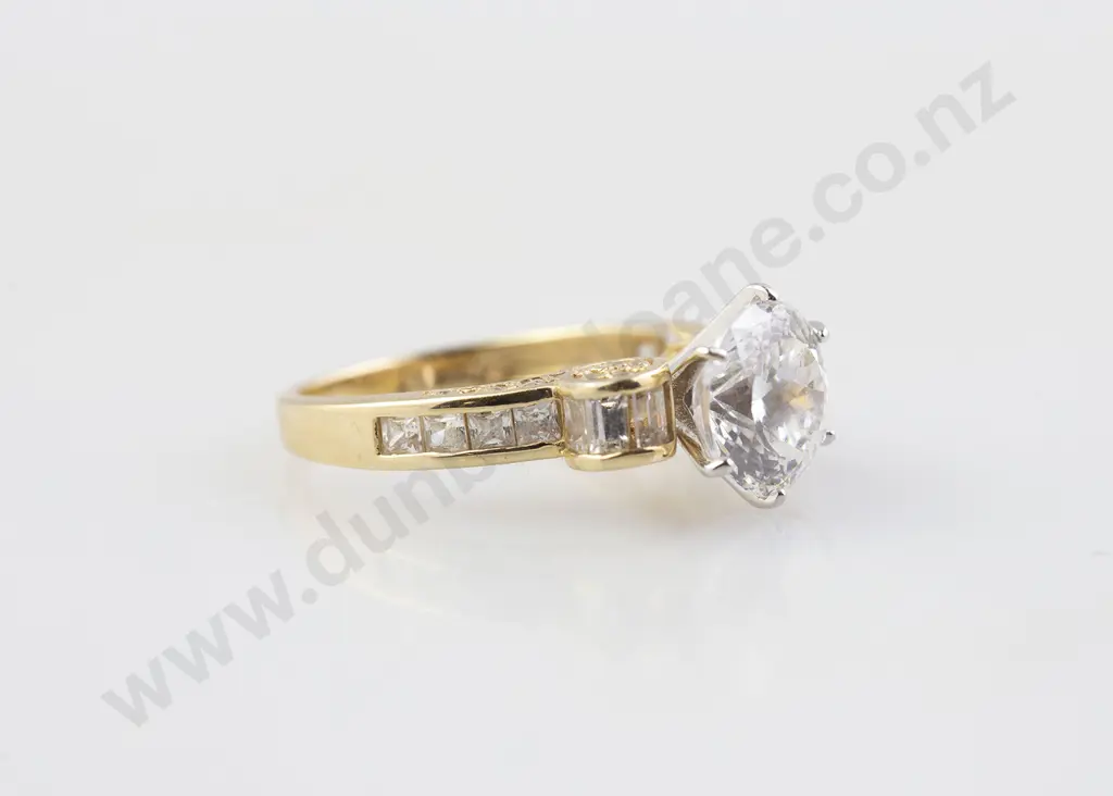 14ct Solitaire Cubic Zirconia Ring Image 1++