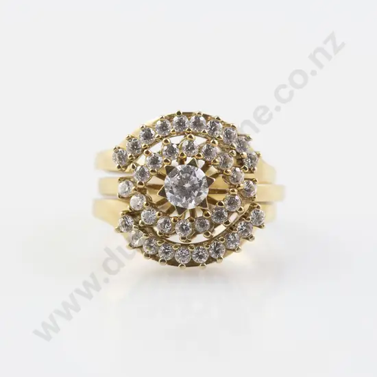 9ct 17stone Zirconia Cluster Ring with Two Matching Curves