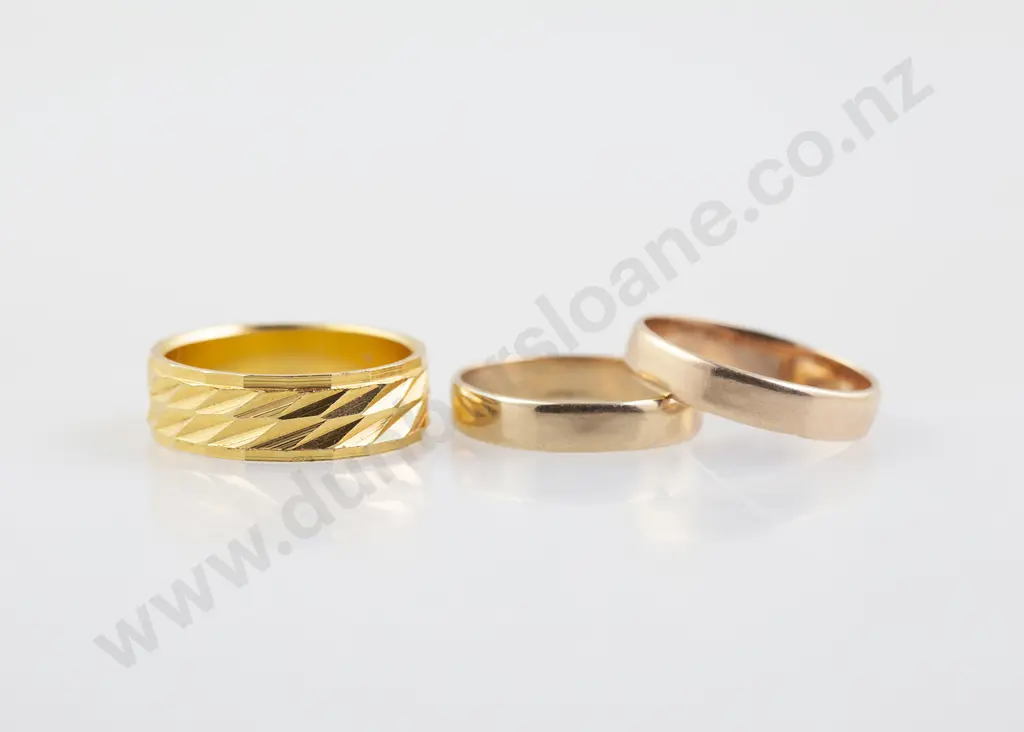 Two 14ct and 9ct Wedding Bands Image 1++