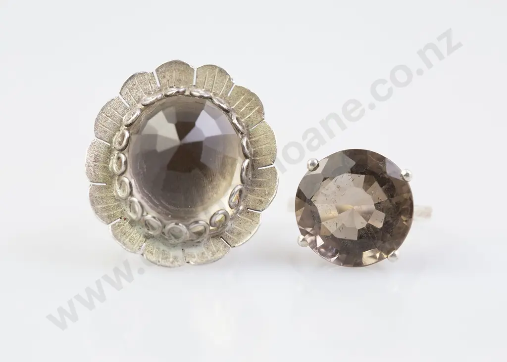 Two Silver and Quartz Dress Rings Image 1++