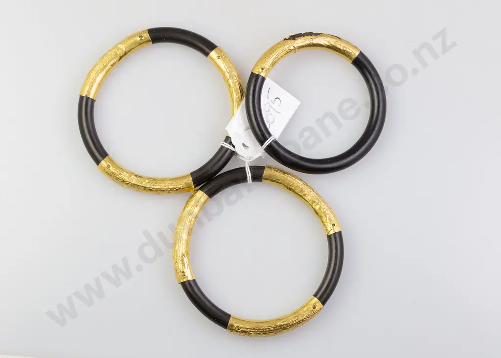 Three Chinese Antique (22ct) and Jet Hinged Bangles Image 1++
