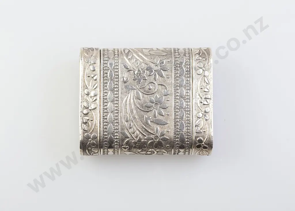 .800 Double Ended Pill Case Image 1++