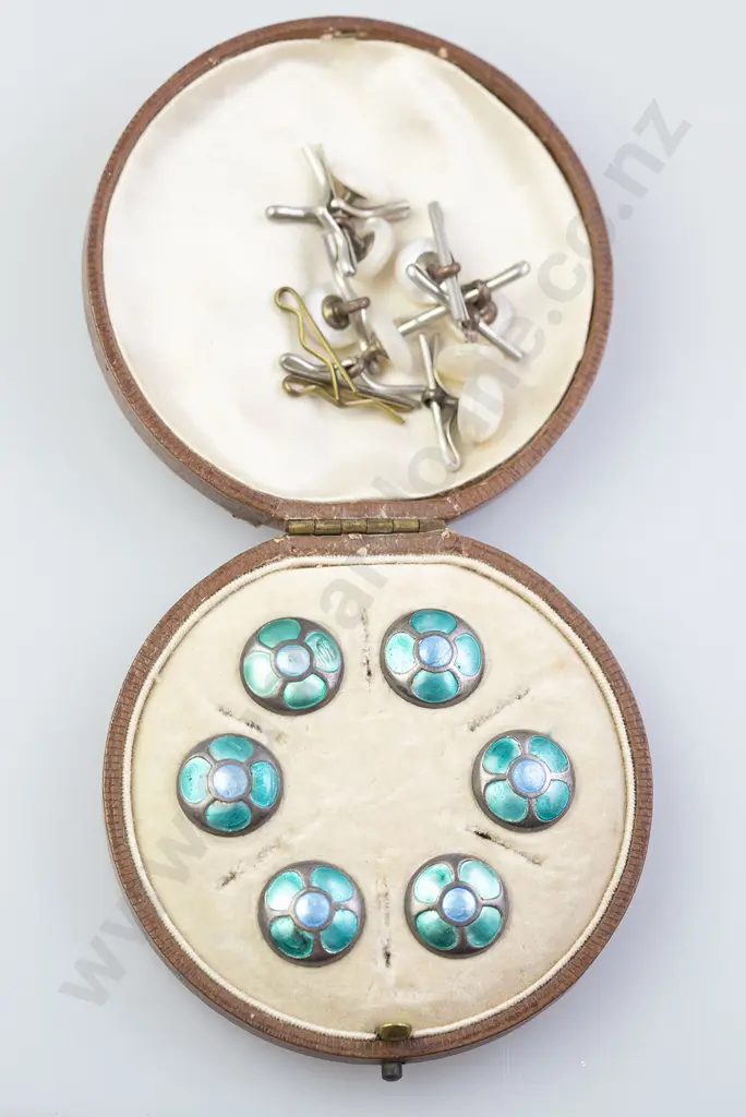 Late C19th Boxed set Six Sterling and Enamelled Shirt Buttons Image 1++