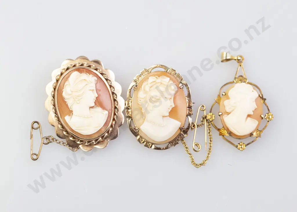 Two Classical Portrait Cameo Brooches and Pendant Image 1++